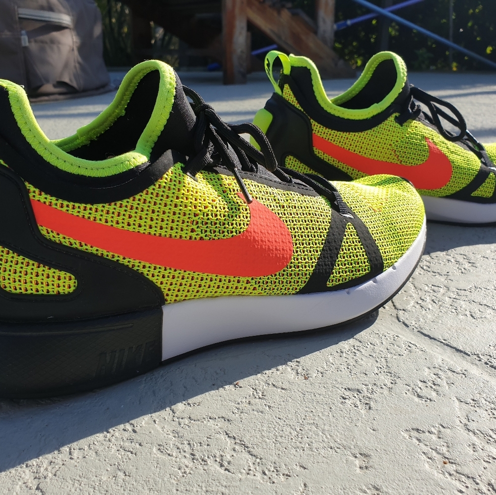 Nike Duel Racer